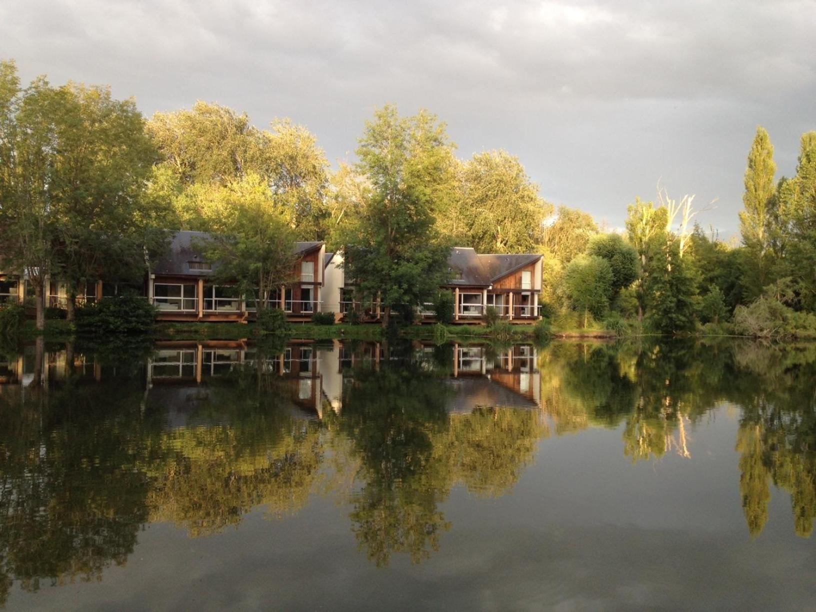 Hotel L'Ile Du Saussay Itteville Kültér fotó